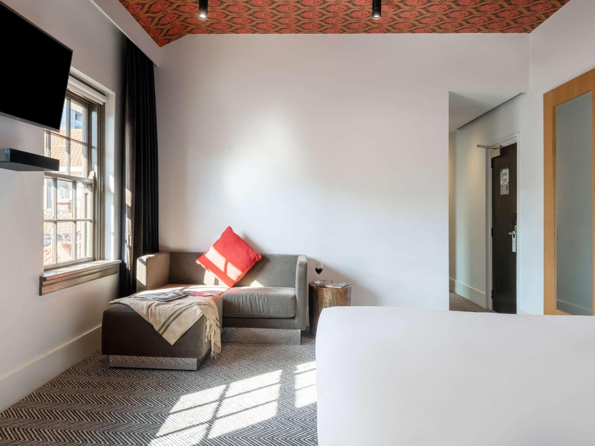 Peppers Gallery Hotel كنبرا المظهر الخارجي الصورة