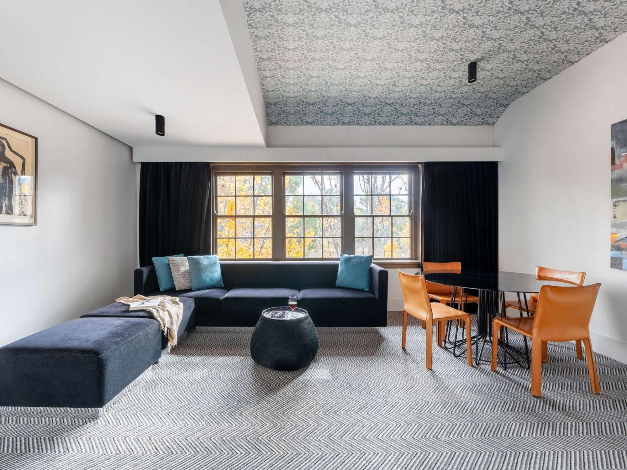 Peppers Gallery Hotel كنبرا المظهر الخارجي الصورة